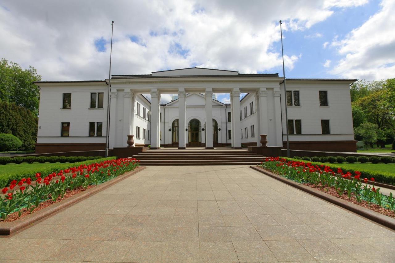 Vip Apartments Dipservice Hall Minsk Ngoại thất bức ảnh