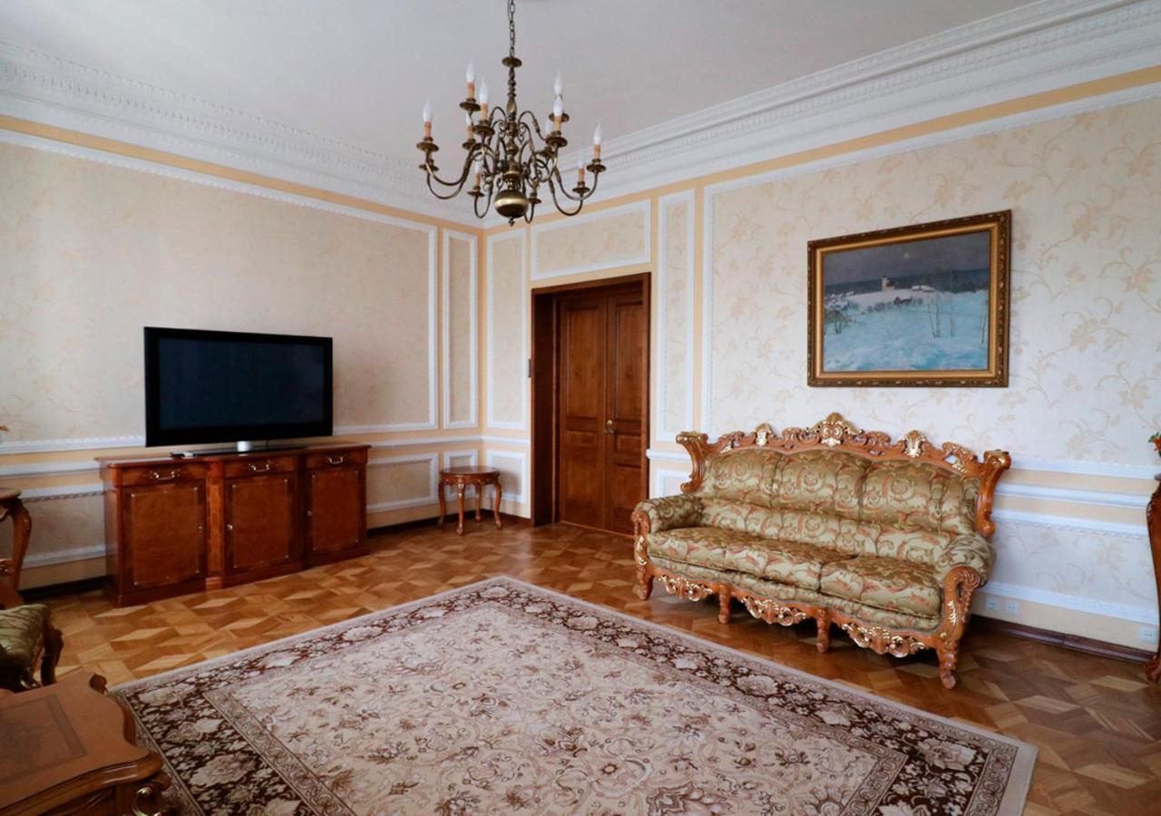 Vip Apartments Dipservice Hall Minsk Ngoại thất bức ảnh