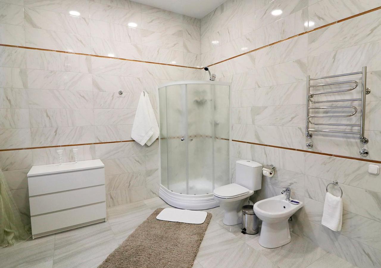 Vip Apartments Dipservice Hall Minsk Ngoại thất bức ảnh