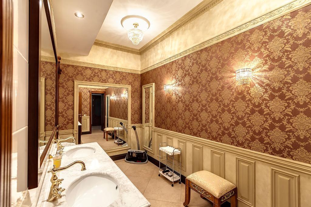 Vip Apartments Dipservice Hall Minsk Ngoại thất bức ảnh